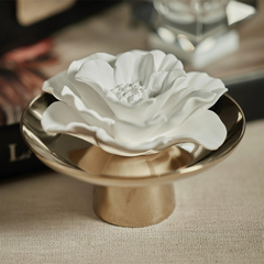 Calm Porcelain Diffuser - White Flowers