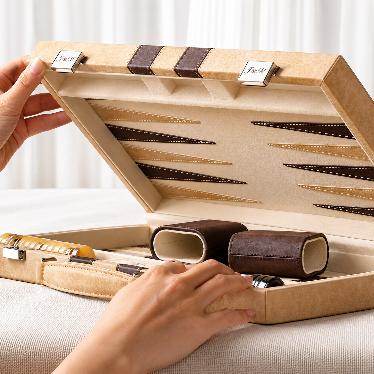 18" Backgammon Set – Faux Leather