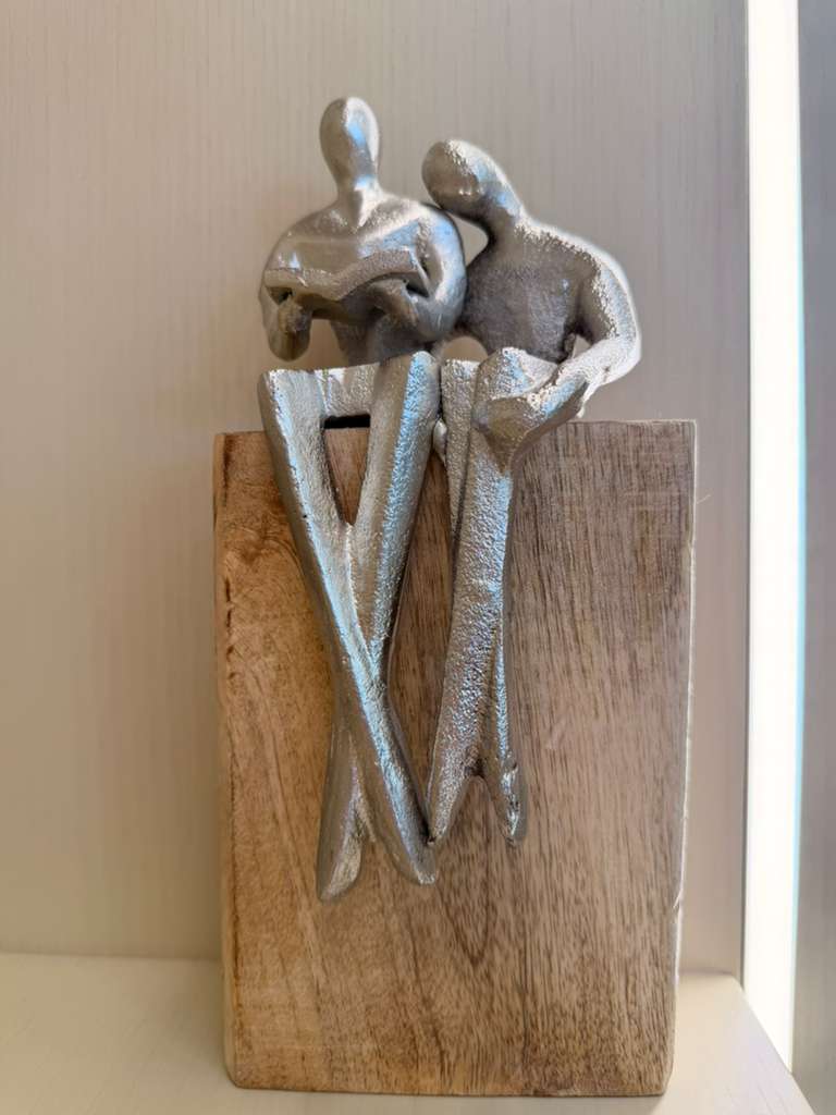 Couple Figurine Set