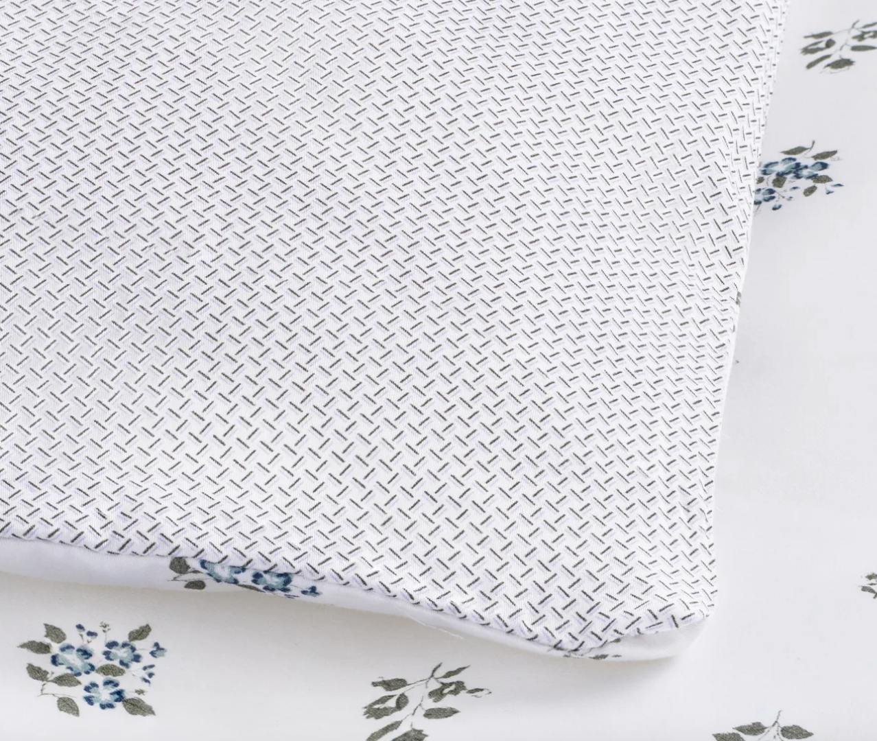 DH Feuille Bluer Sham